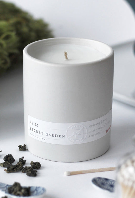 Aerangis No. 51 Secret Garden Candle