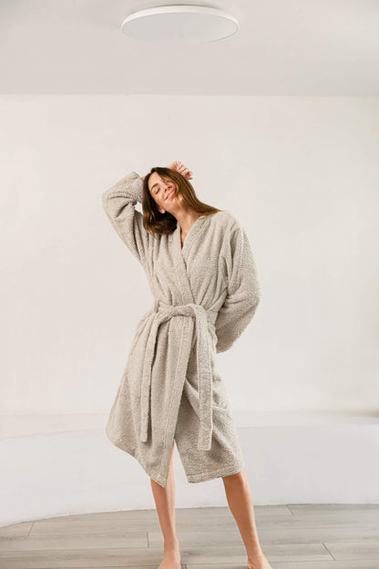 Woman wearing Sunday Citizen Cascais Bath Robe Linen color